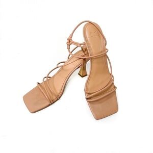 Marc Fisher Davia Sandals Heels Strappy Square-Toe Dami Heel